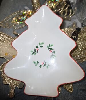 Mikasa Christmas Tree Dish Holiday Holly Pattern Porcelain Trinket/Candy Dish